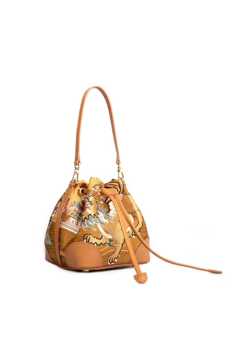 Aiviin | Golden Lion Bucket bag