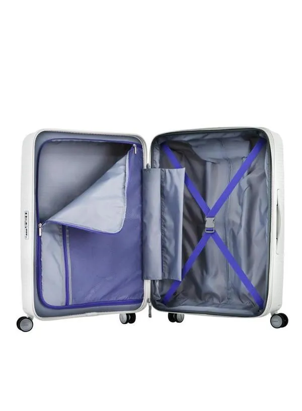 American Tourister Curio Hardside Medium Expandable Spinner