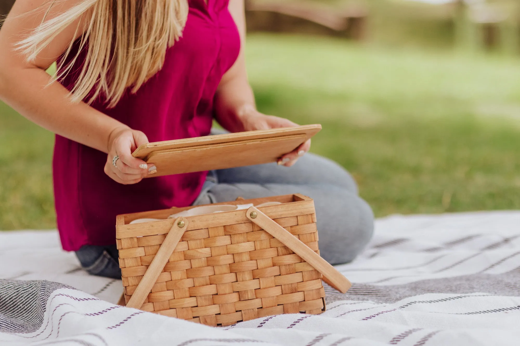 Detroit Lions - Poppy Personal Picnic Basket