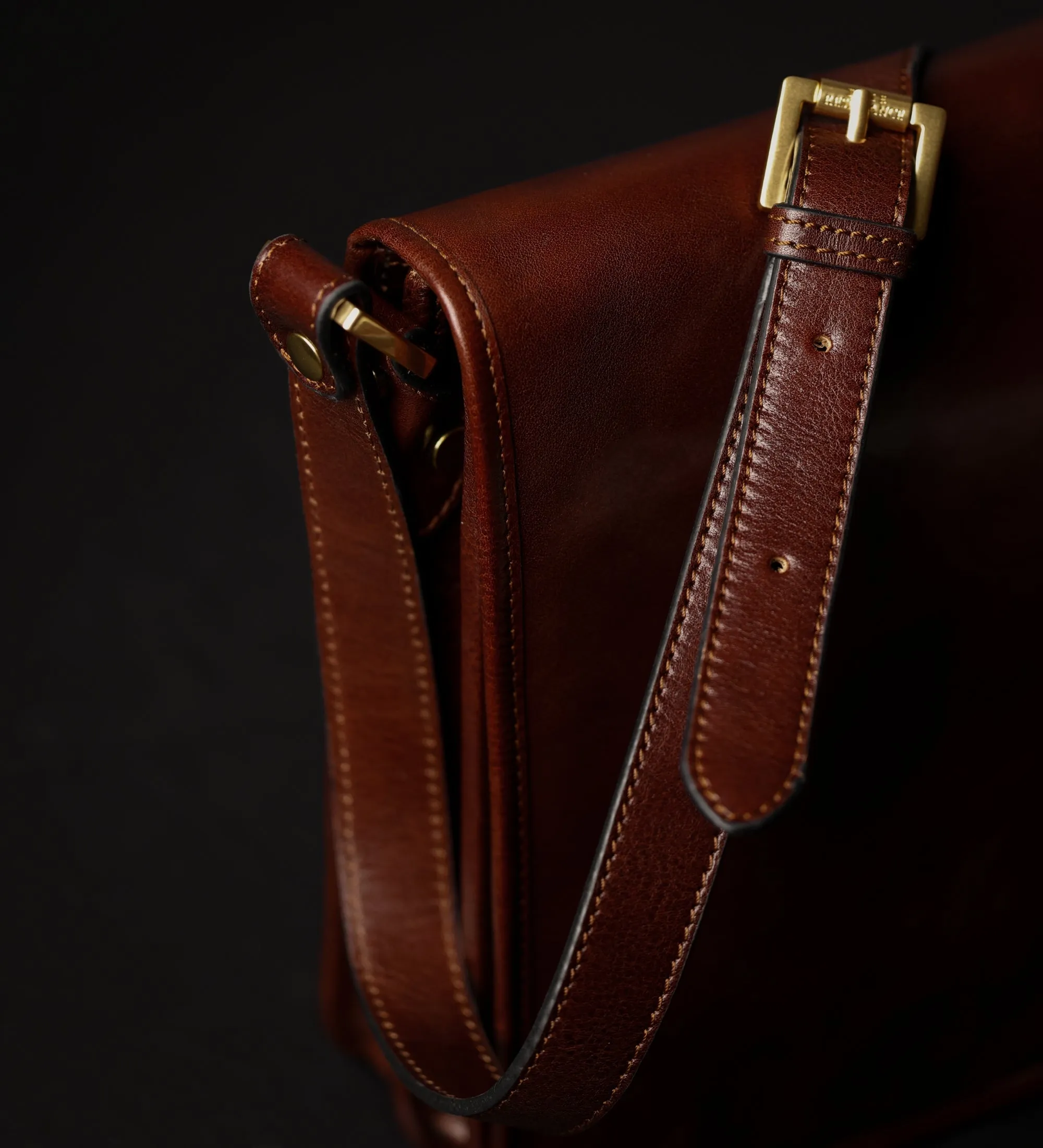 Full Grain Italian Small Leather Crossbody Messenger Bag - On The Road