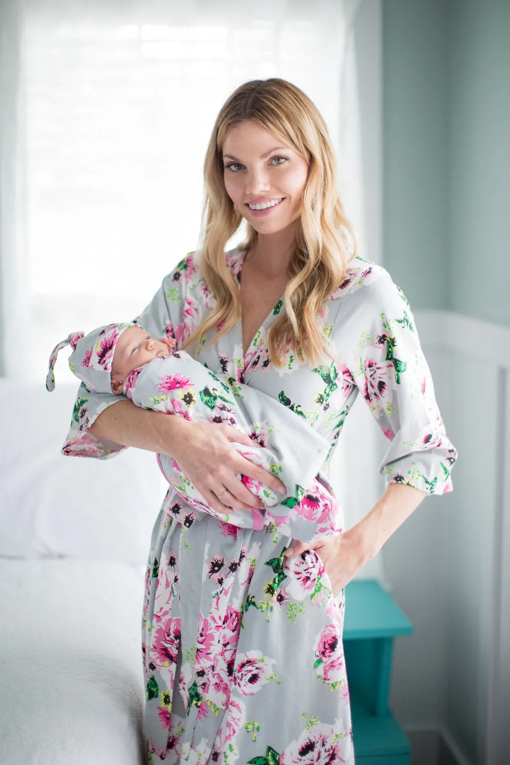 Olivia Robe & Newborn Swaddle Blanket Set