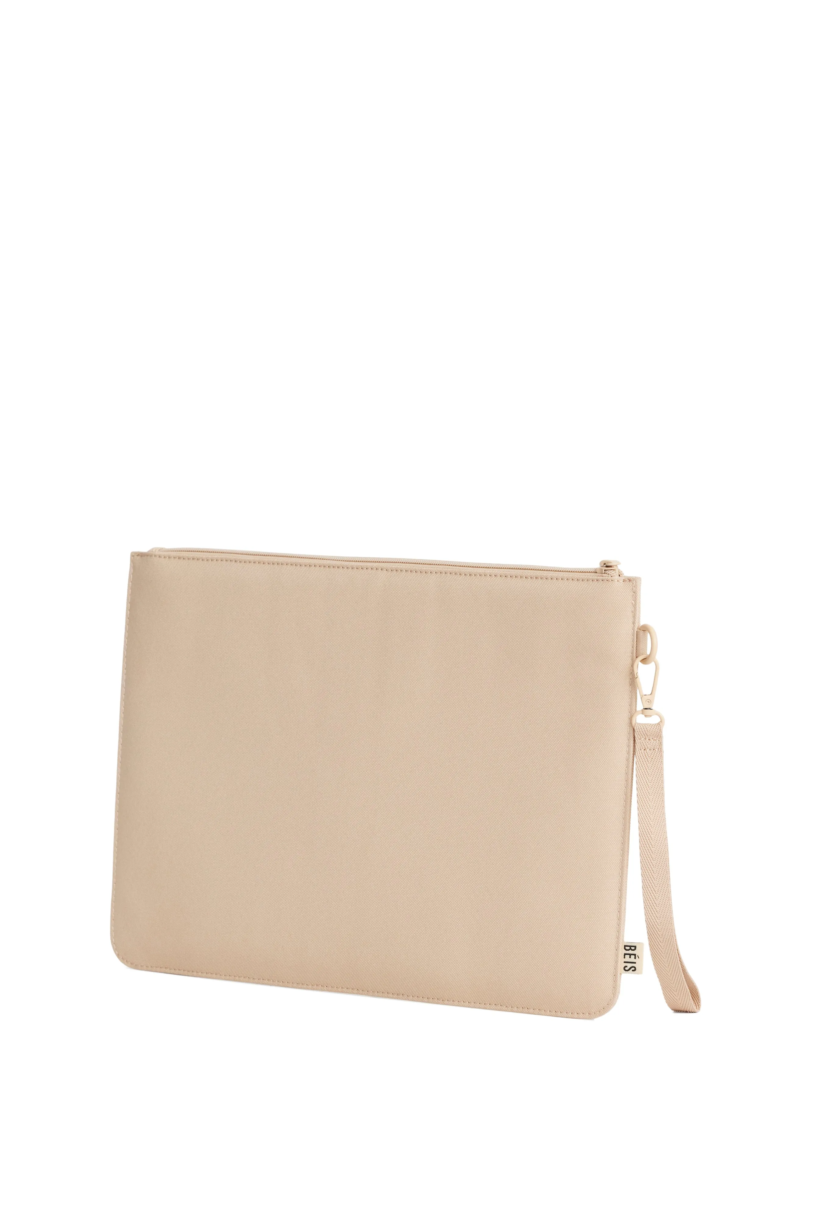 The BÉISics Laptop Pouch in Beige