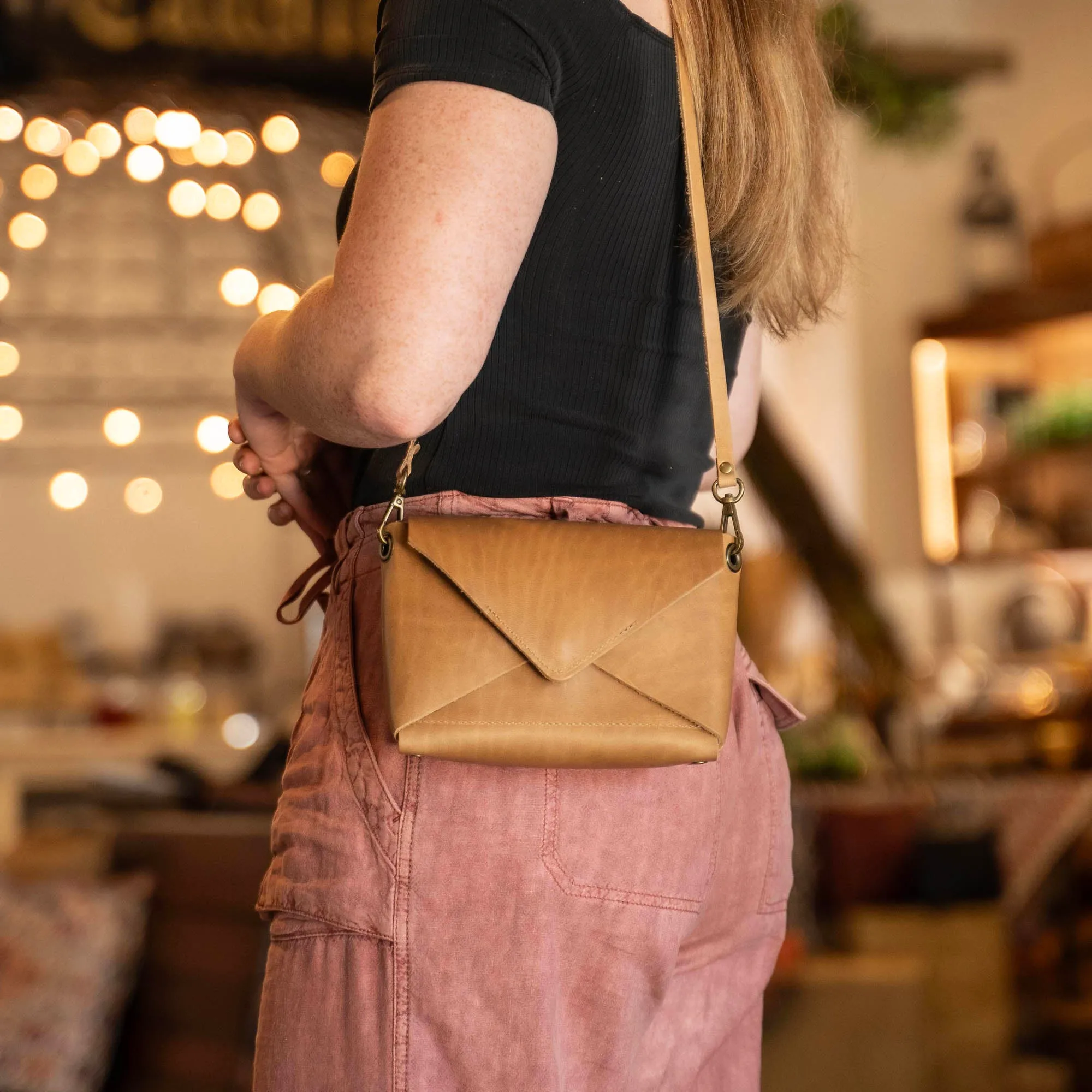 The Cecilia 2.0 - Fine Leather Envelope Purse with Adjustable 3 in 1 Strap